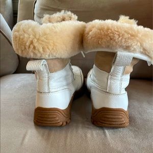 UGG Women's Adirondack Boot